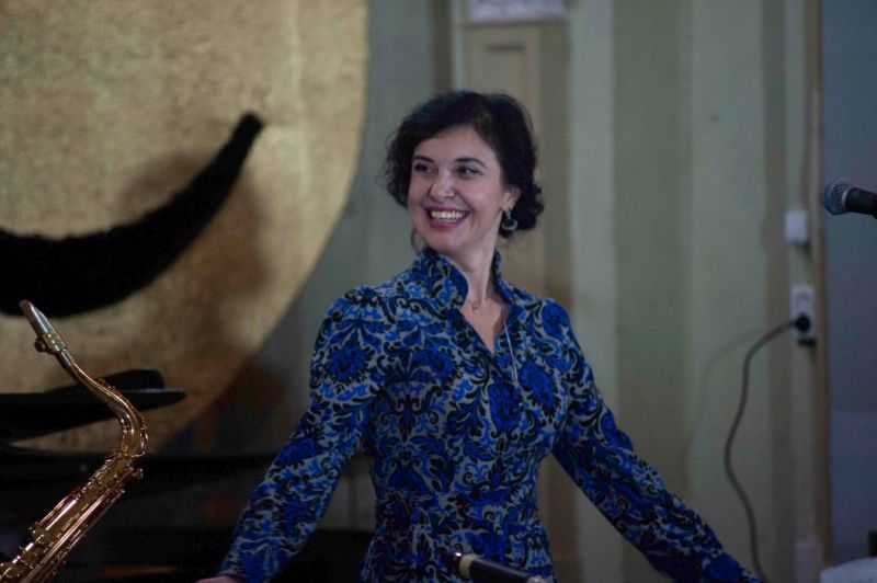 «Снігом білим»