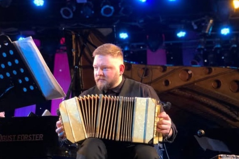 LOVE TANGO: кропивничани вигуками 